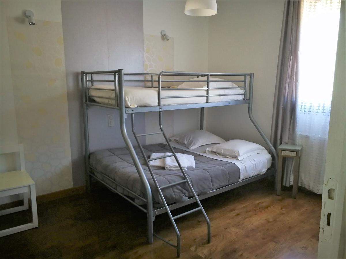 Terrasses De L'Aven Hotel Orgnac-lʼAven Екстериор снимка