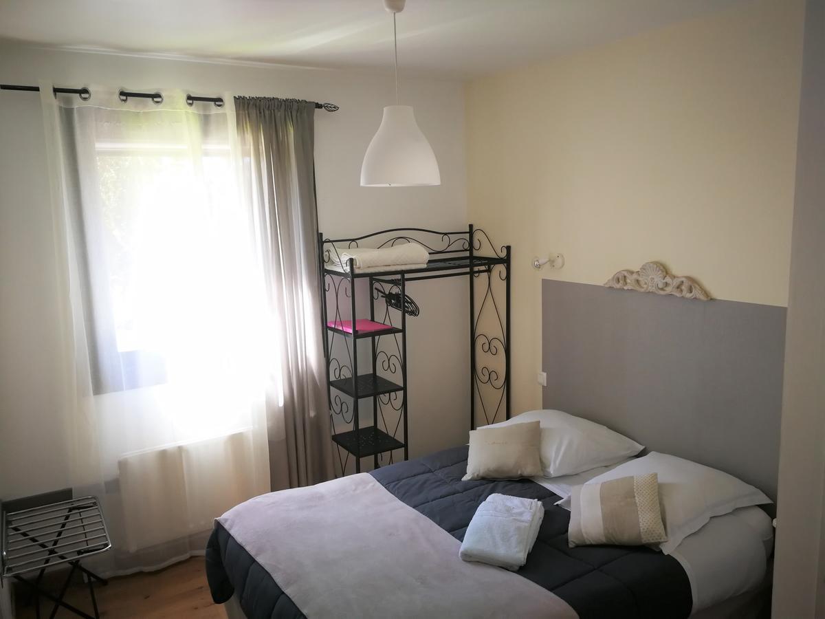 Terrasses De L'Aven Hotel Orgnac-lʼAven Екстериор снимка