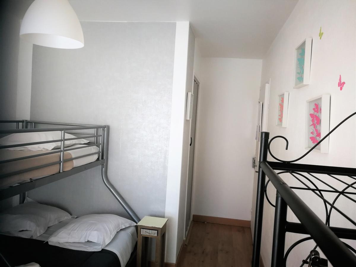 Terrasses De L'Aven Hotel Orgnac-lʼAven Екстериор снимка